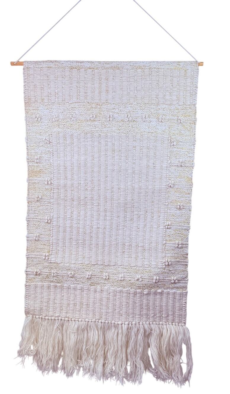 Nuloom Wool Ivory Tassel Wall Hanging NEW 27" x 45"